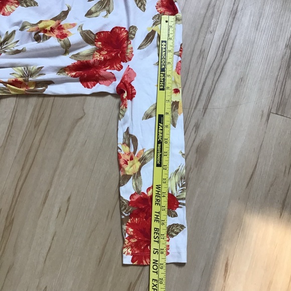 Talbots Tropical Flower Red Orange Yellow Hibiscus 100% Cotton 3/4 Sleeve Shirt - Picture 6 of 11